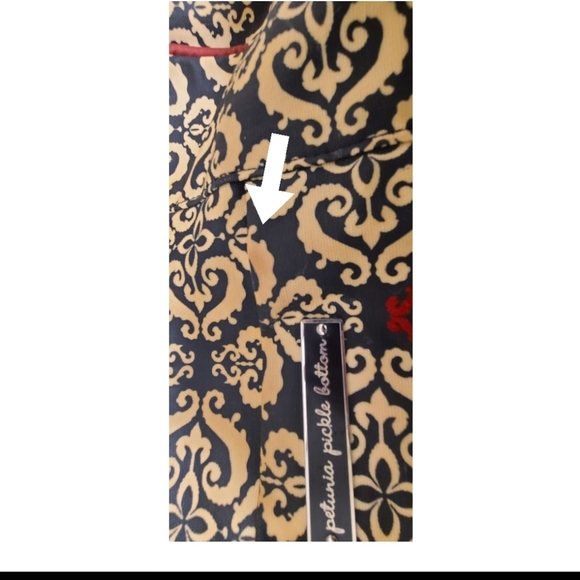 Petunia Pickle Bottom Touring Tote- Frolicking in Fez - Picture 3 of 8